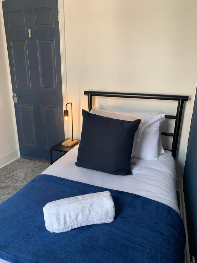 Windsor 4 - Spacious Beautiful 4 Bdrm Maisonette Nr Ncle Free Wifi Free Parking เกทส์เฮด ภายนอก รูปภาพ